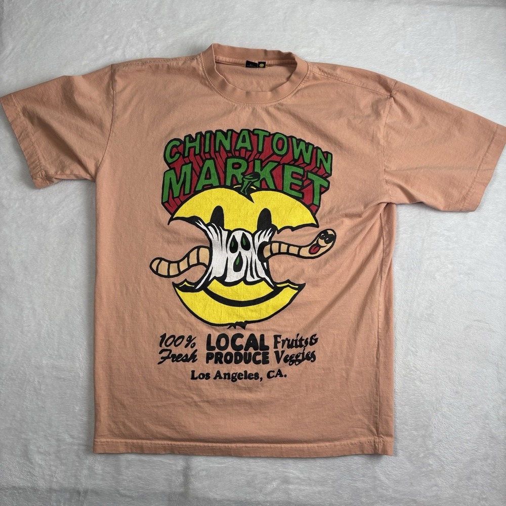 Chinatown Market Apple Bite Pink‎ Short Sleeve Graphic Shirt Men's Large